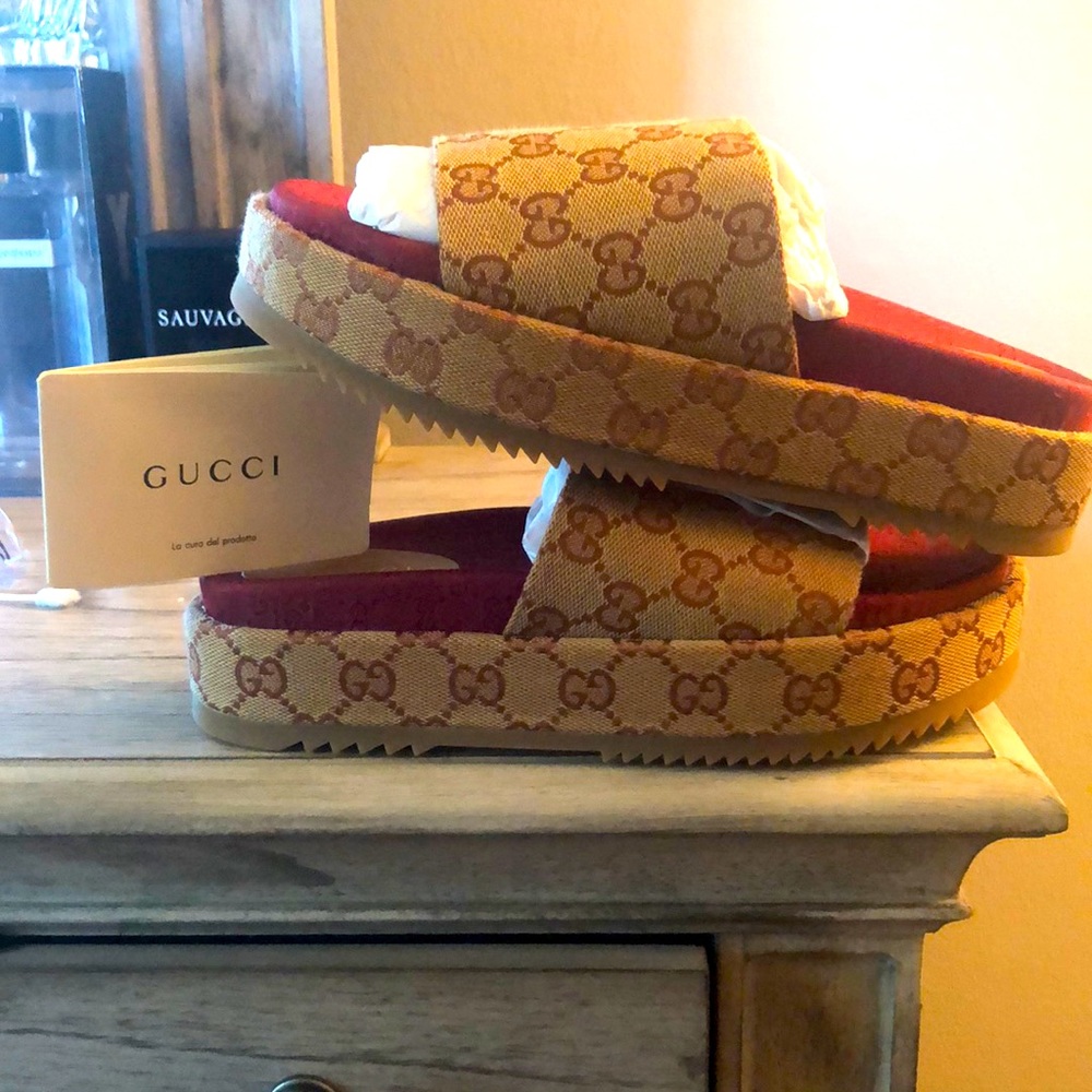 Gucci platform slides